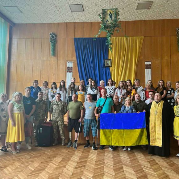 Вишиванка-духовна броня українця