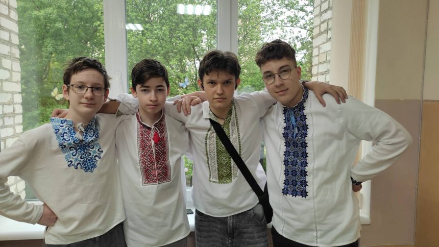 День ВИШИВАНКИ!