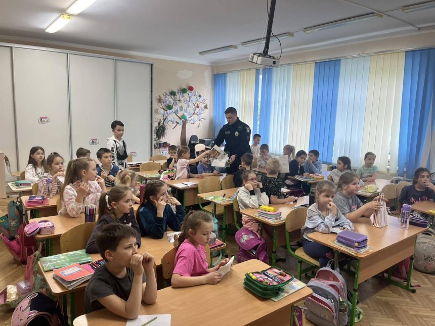 “Обійми миру”