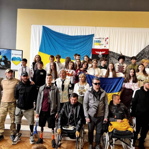 “Зродились ми великої години”