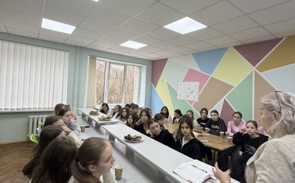 Зустріч директора з активом школи