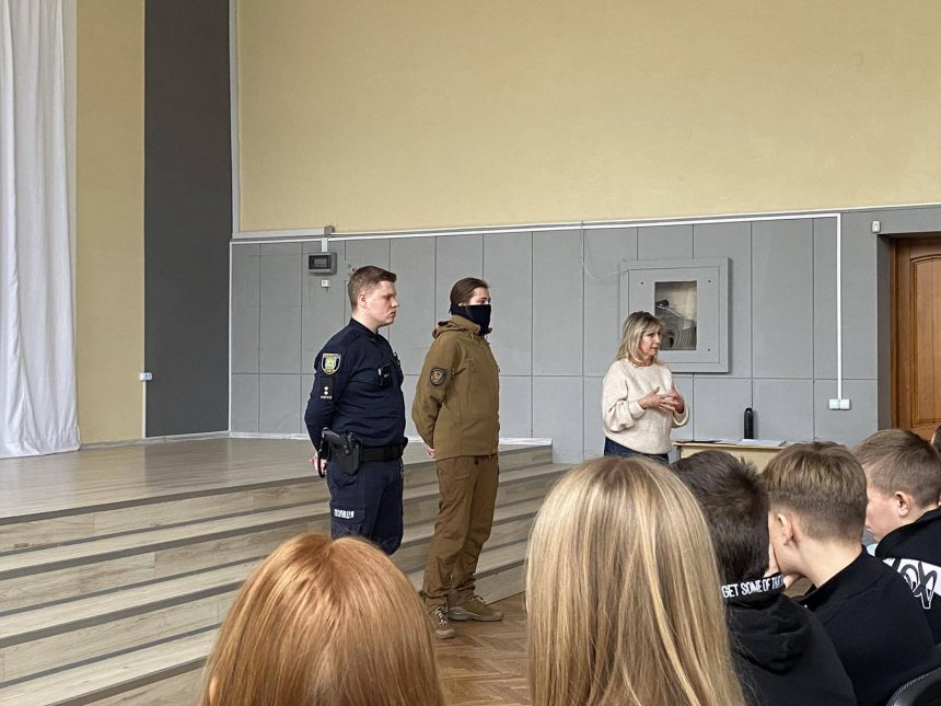 Захистимо майбутнє: СБУ та СОБ провели урок безпеки в СЗШ №86!