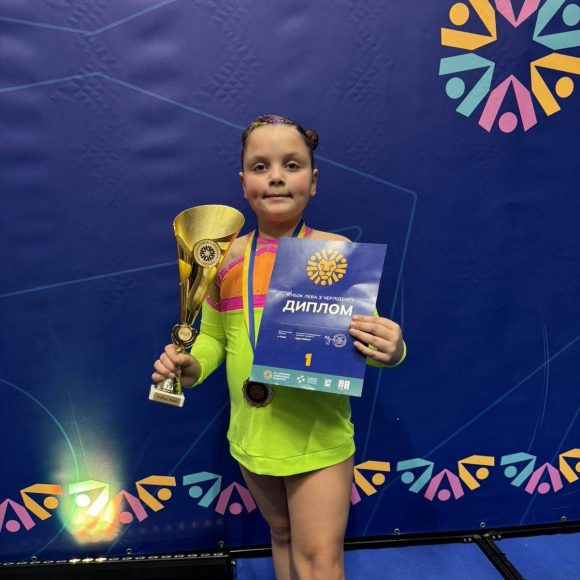 Учениця 2-В класу — переможниця з чирлідингу!