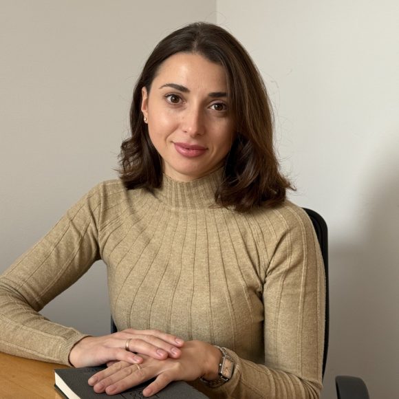 Романів Анна Остапівна