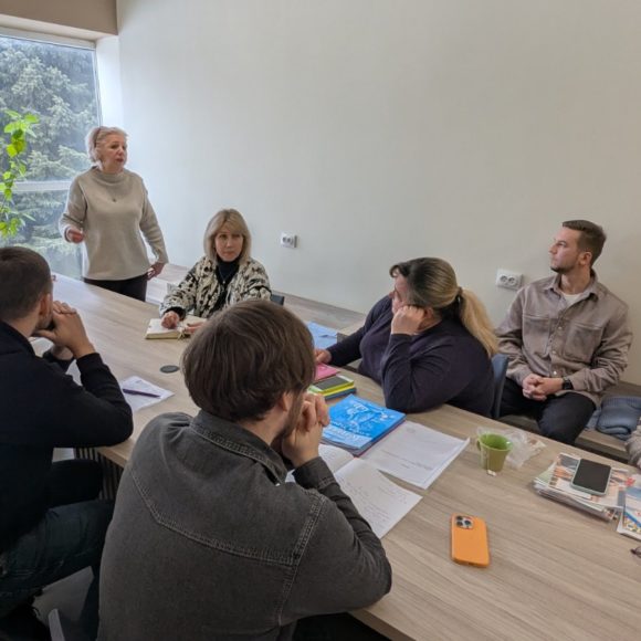 Засідання групи підтримки дітей з ООП