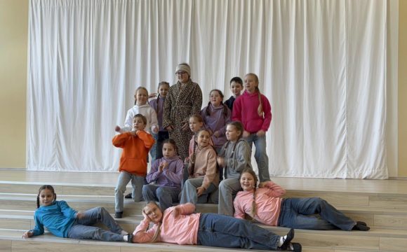 Благодійна вистава «36,6 котів» — творимо добро разом