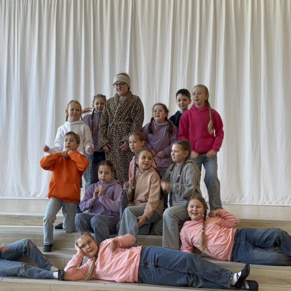 Благодійна вистава «36,6 котів» — творимо добро разом